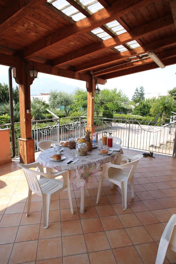 Villa Rosa Pompei Studios Santa Maria La Carità Zewnętrze zdjęcie